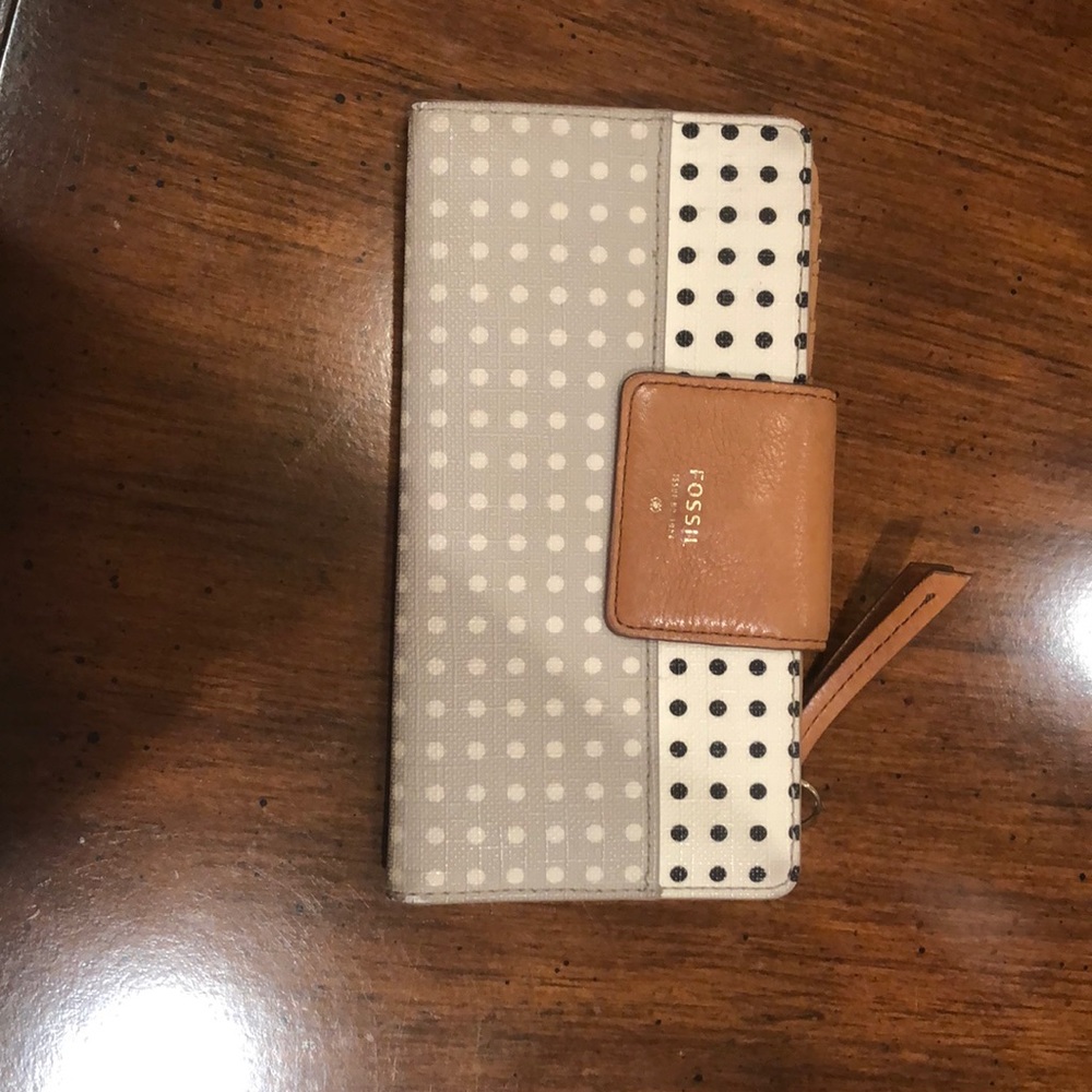 Fossil wallet